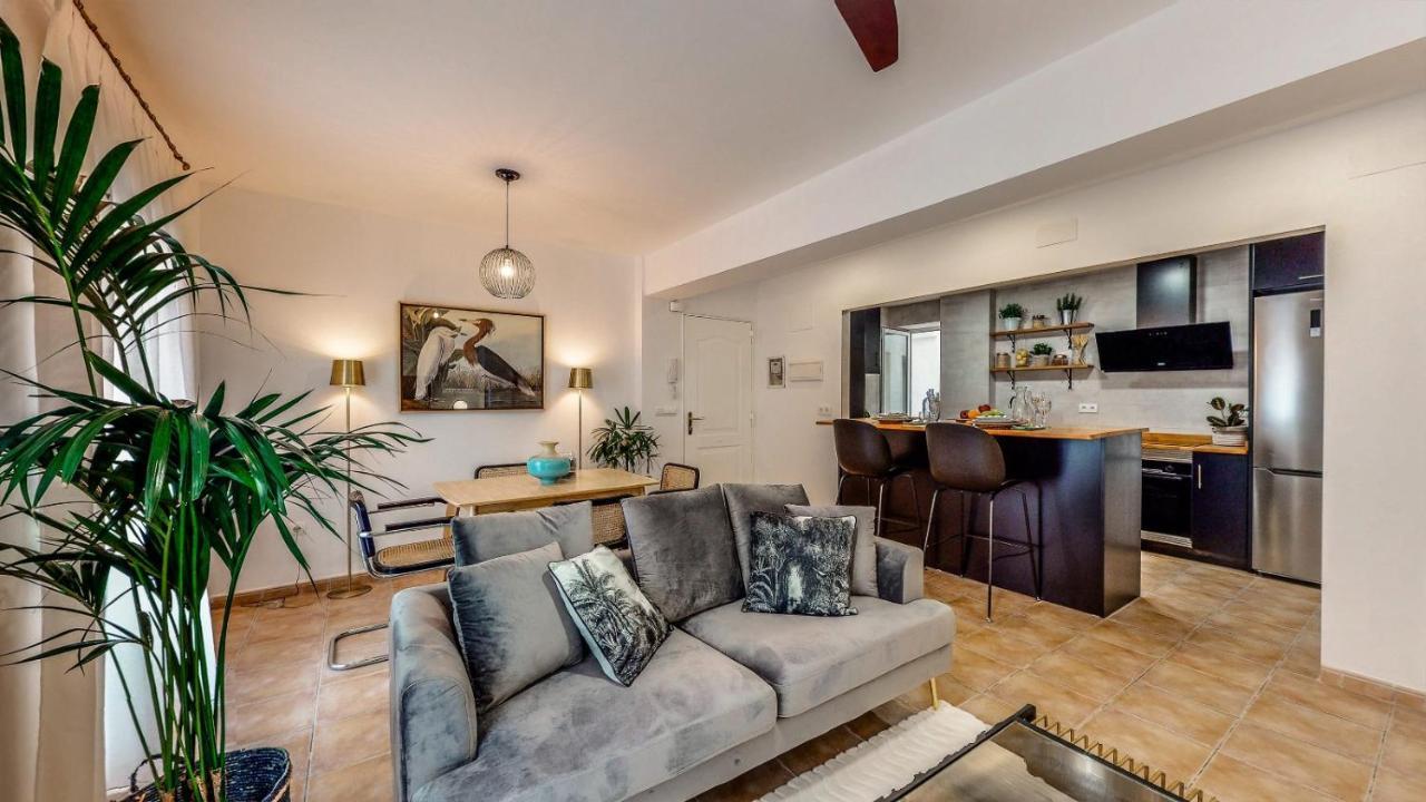 Holisplace- Lovely Apartment In Downtown Alicante Ngoại thất bức ảnh